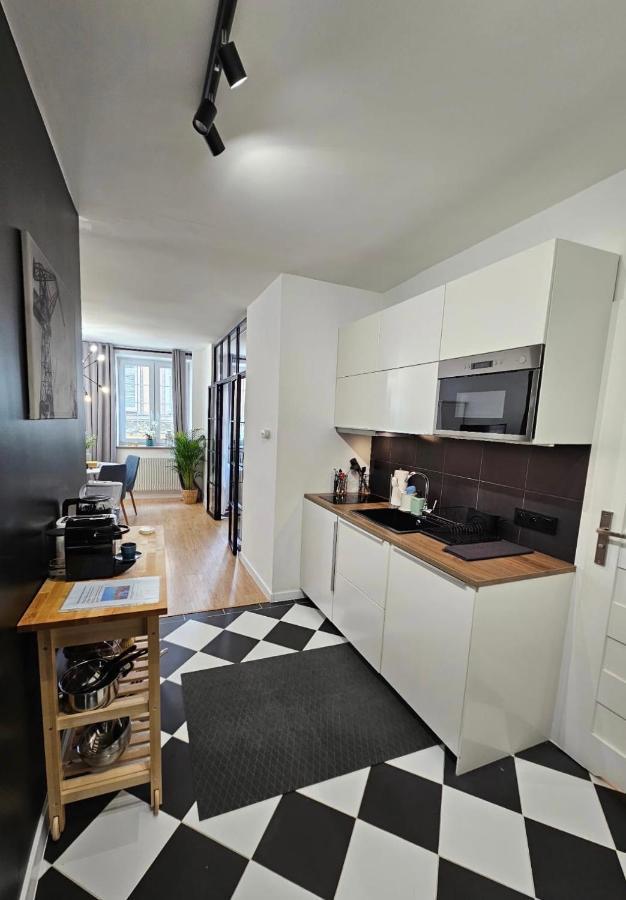 Holiday Apartment Old Town Gdansk With A Jacuzzi Exteriör bild