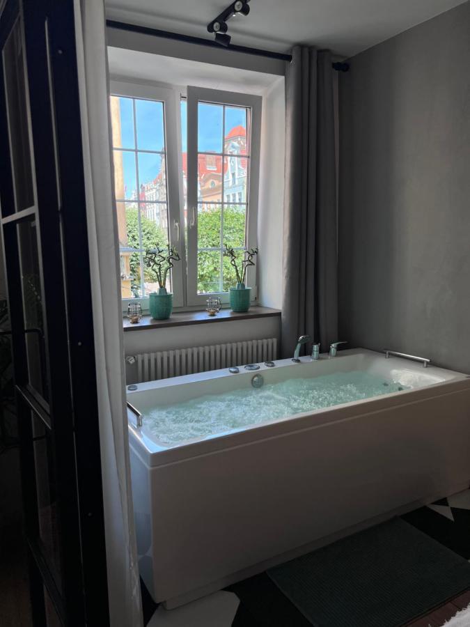 Holiday Apartment Old Town Gdansk With A Jacuzzi Exteriör bild